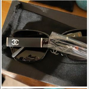 Black sunglasses super cute